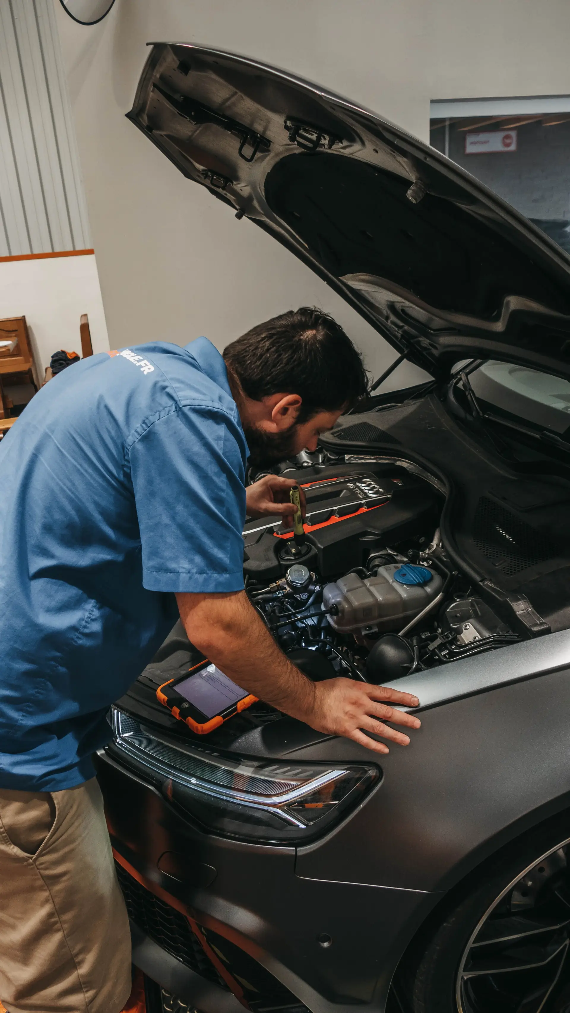 Wiper blade replacement
